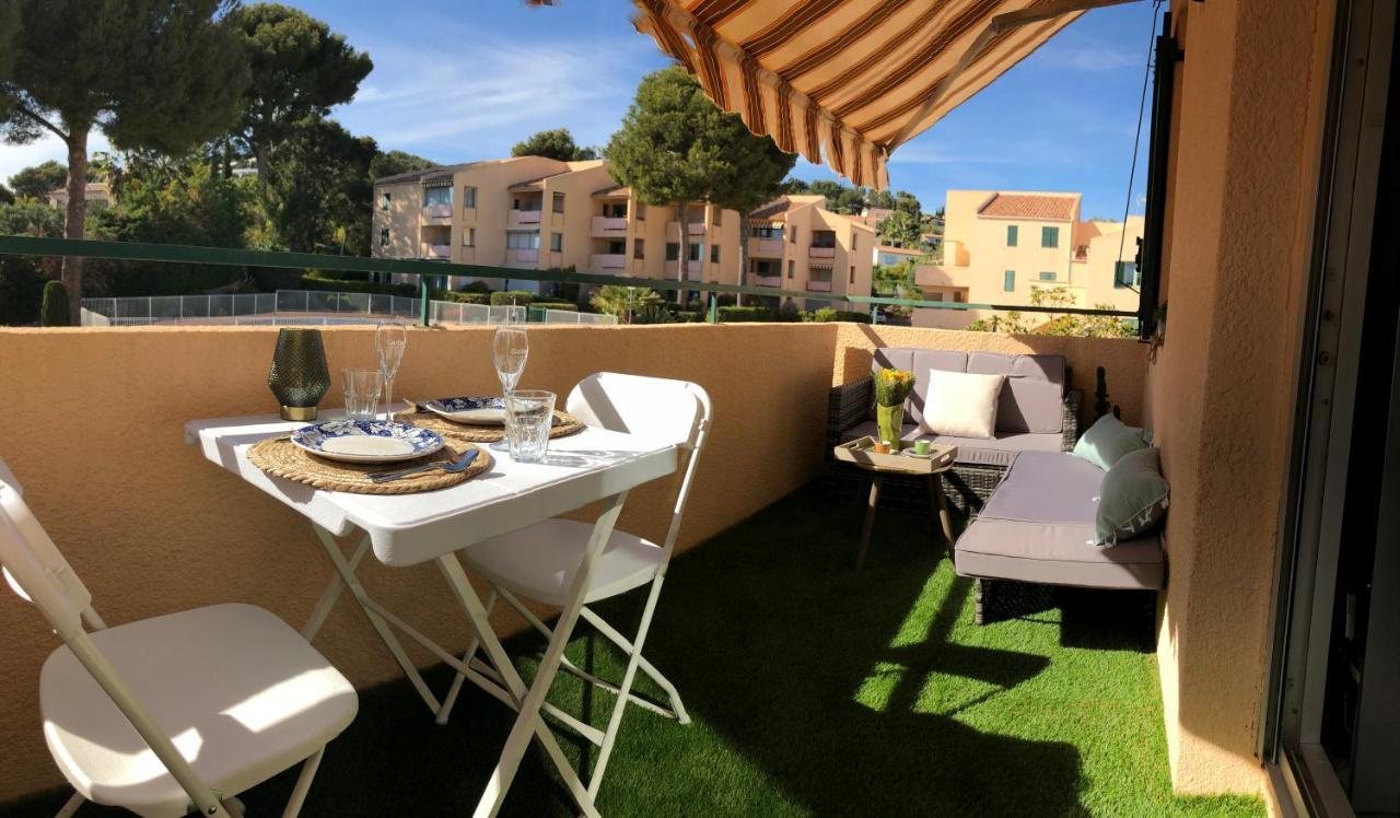 Avec Terrasse Et Piscine *
