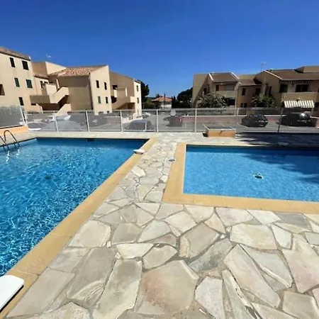 Studio Avec Terrasse Et Piscine Bandol Exterior photo